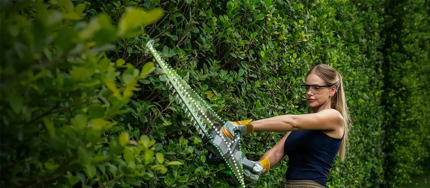 For the Aging Parent Who Loves Their Garden: Safe, Lightweight Tools They Can Handle NovorikX