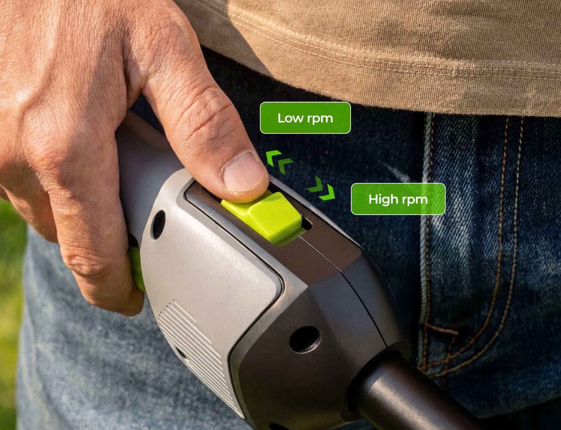 2-speed control close-up for lighter trimming or tougher grass